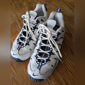 Vintage YK2 Nike Air Perish Athletic Sneakers Shoes White Blue Rare Size 8 2003